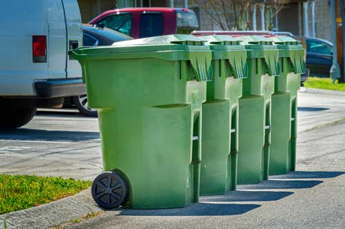  Trash bin cleaning/sanitizing